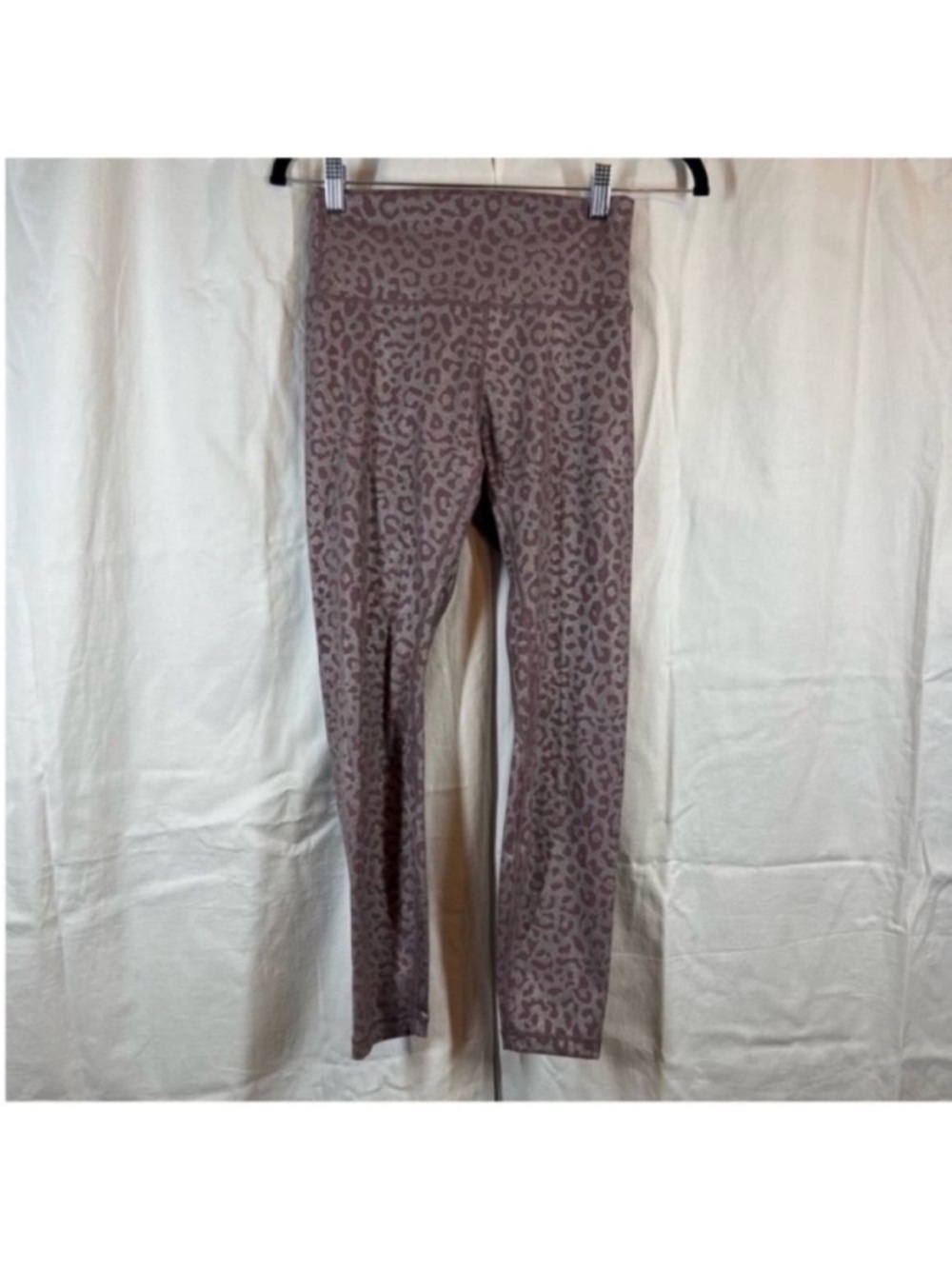 Zyia lilac sliver leopard print supreme high rise 7/8 leggings sporty chic activ